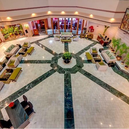 Hotel Hindusthan International, Váránasí Exteriér fotografie