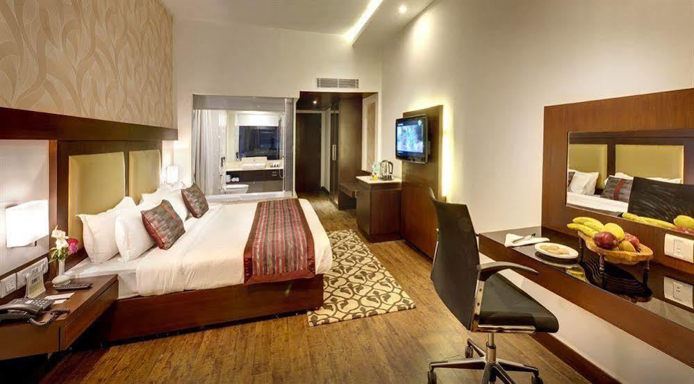 Hotel Hindusthan International, Váránasí Exteriér fotografie